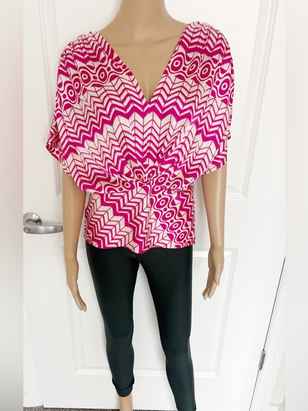 Medium Cynthia Steffe Retro Silky Blouse